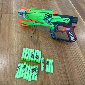 Nerf Zombie Strike Crossfire Bow with extra ammo